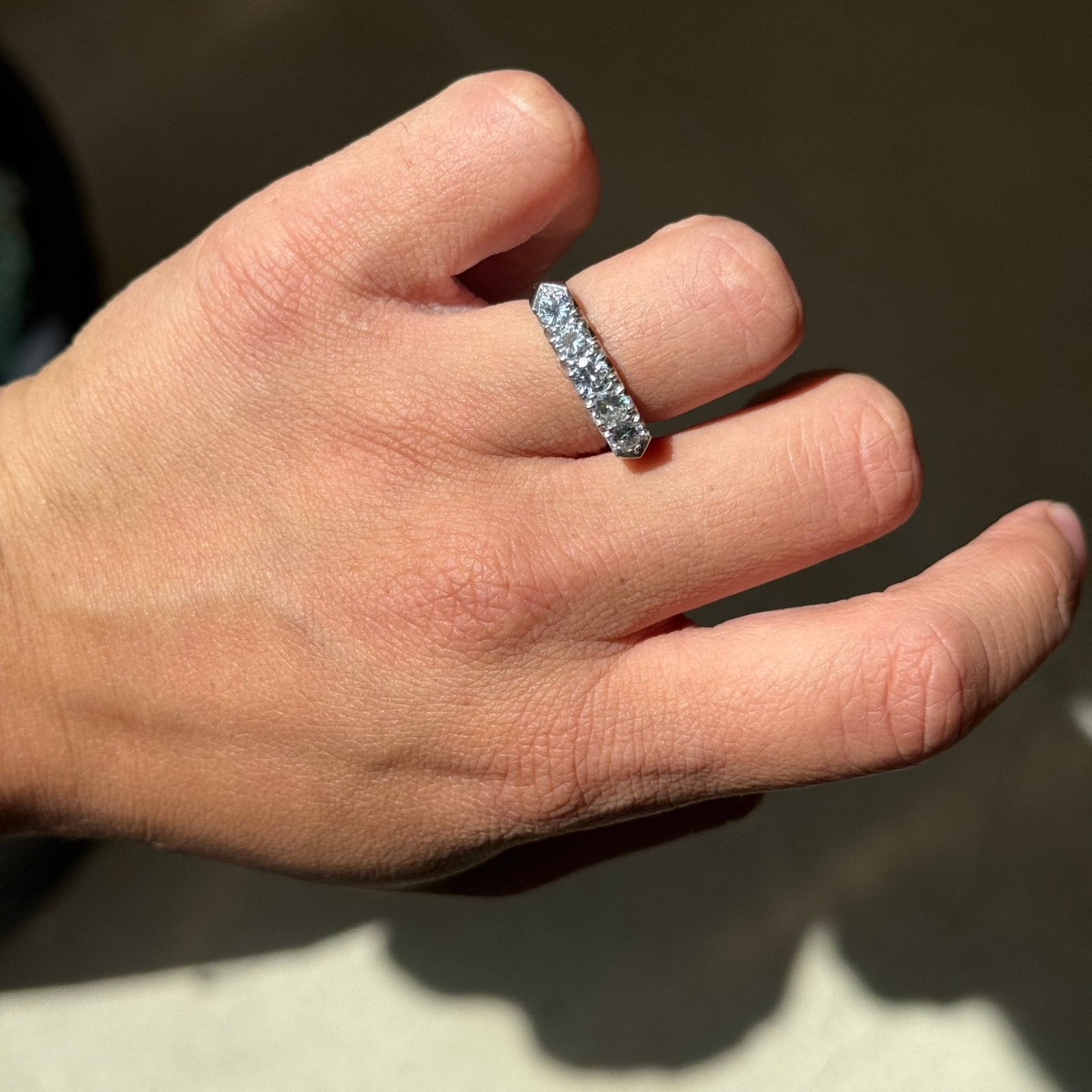 1.00ctw Vintage Round Brilliant Diamond 5-Stone Band - Image 2