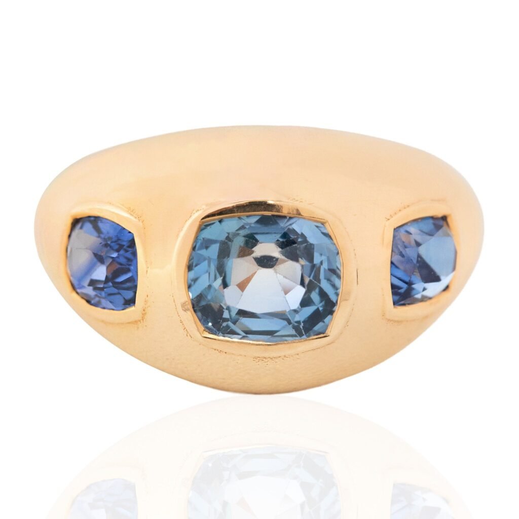 2.90ctw Sapphire Three Stone Flush Set Ring