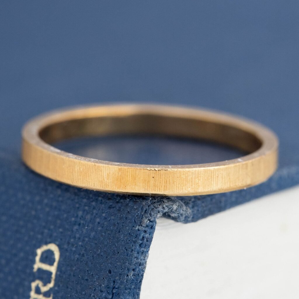 Vintage Slim 2.18mm Etched Stacker Band