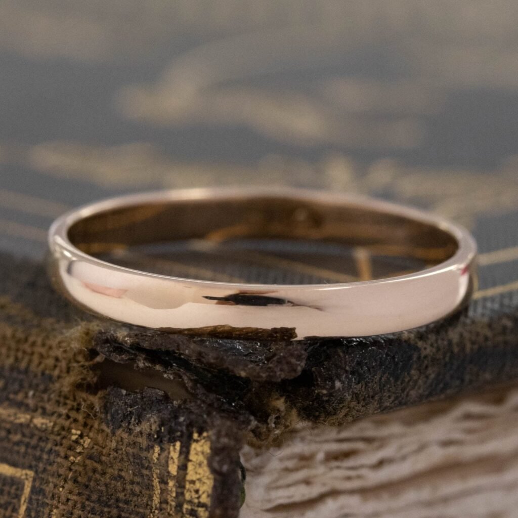 Vintage Slim Rose Gold Band, 2.5mm