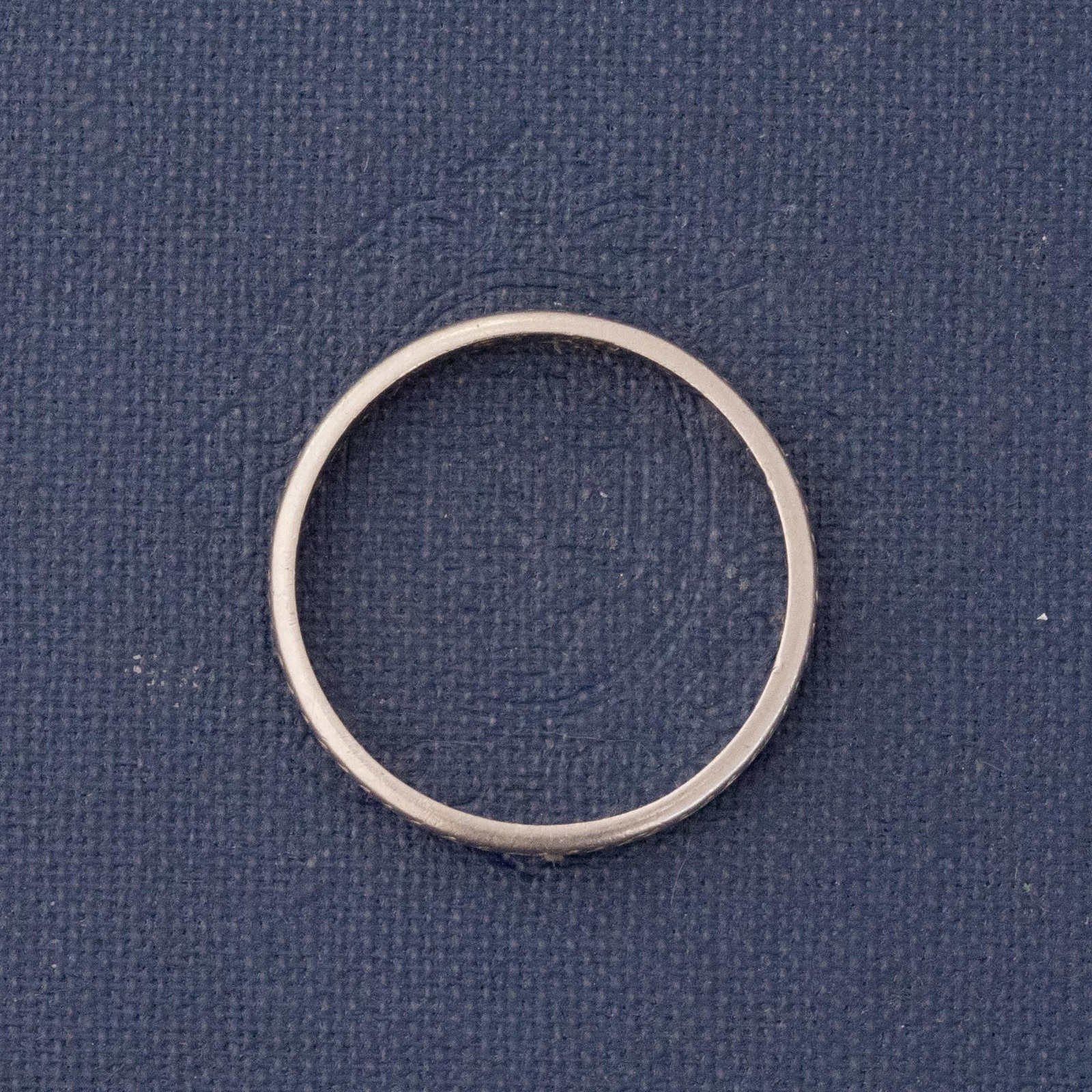 Vintage Wheat Motif Platinum Wedding Band Circa 1926 - Image 5