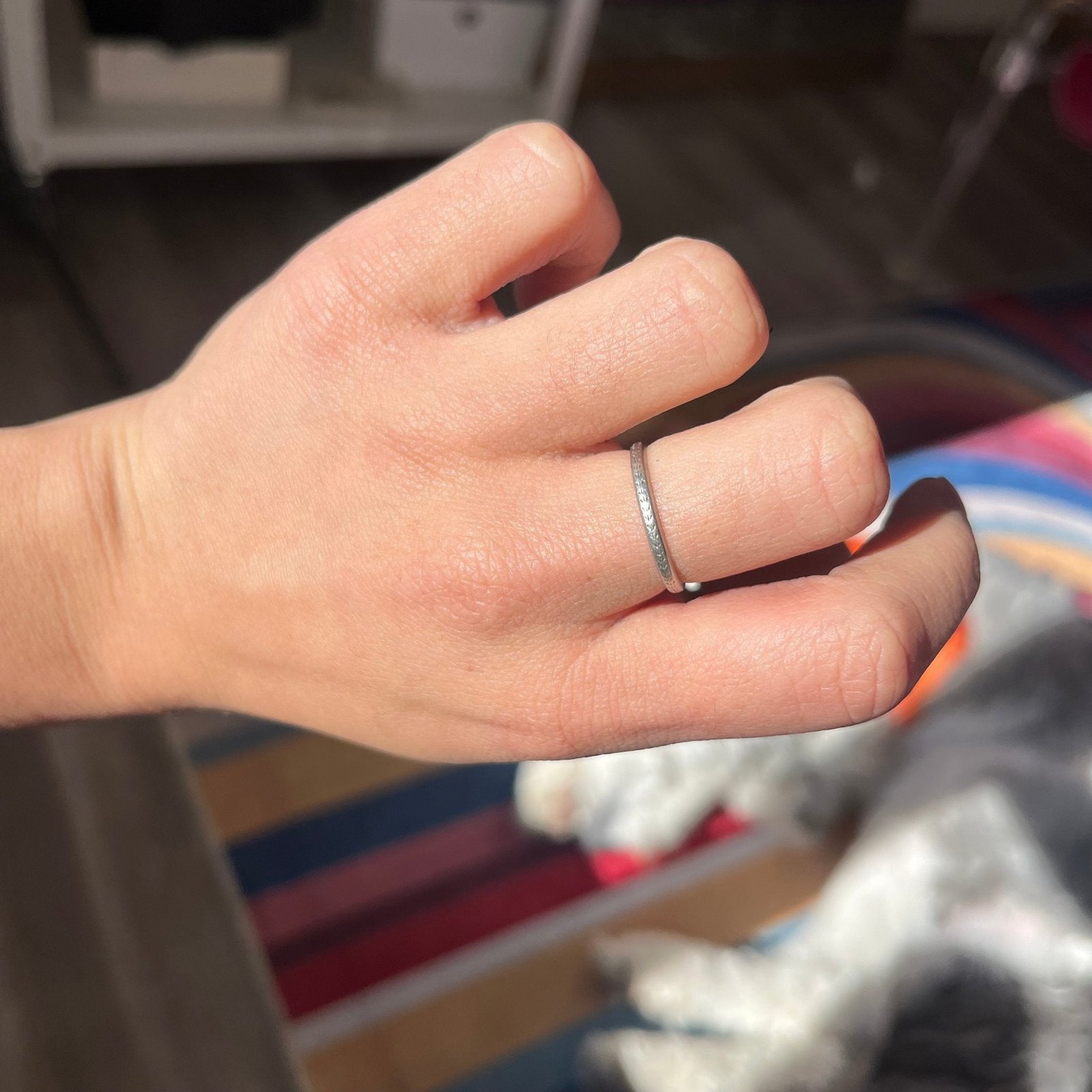 Vintage Wheat Motif Platinum Wedding Band Circa 1926 - Image 2