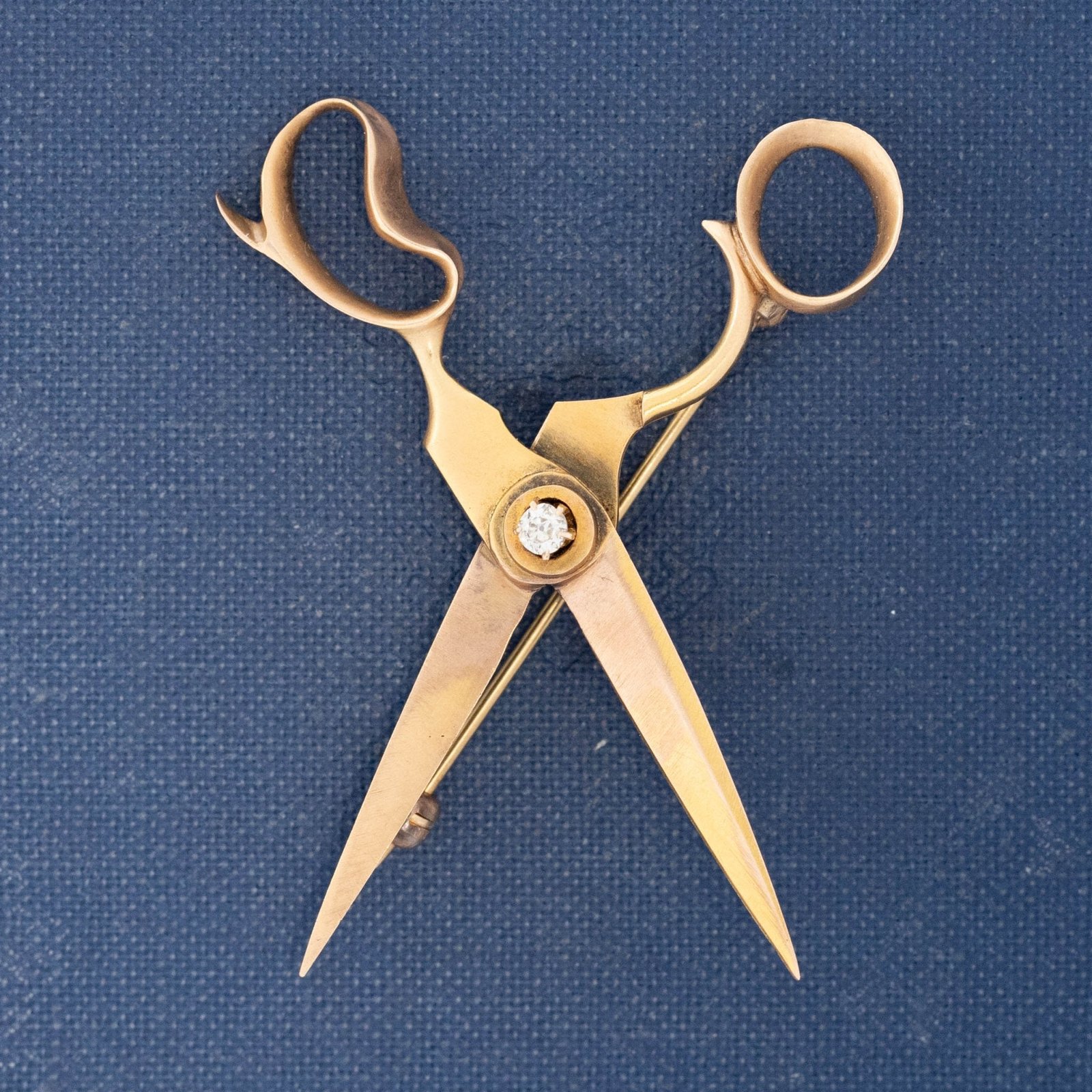 XL Edwardian Scissors Brooch
